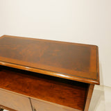 Cup board/カップボード