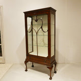 Glass cabinet/グラスキャビネット