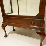 Glass cabinet/グラスキャビネット