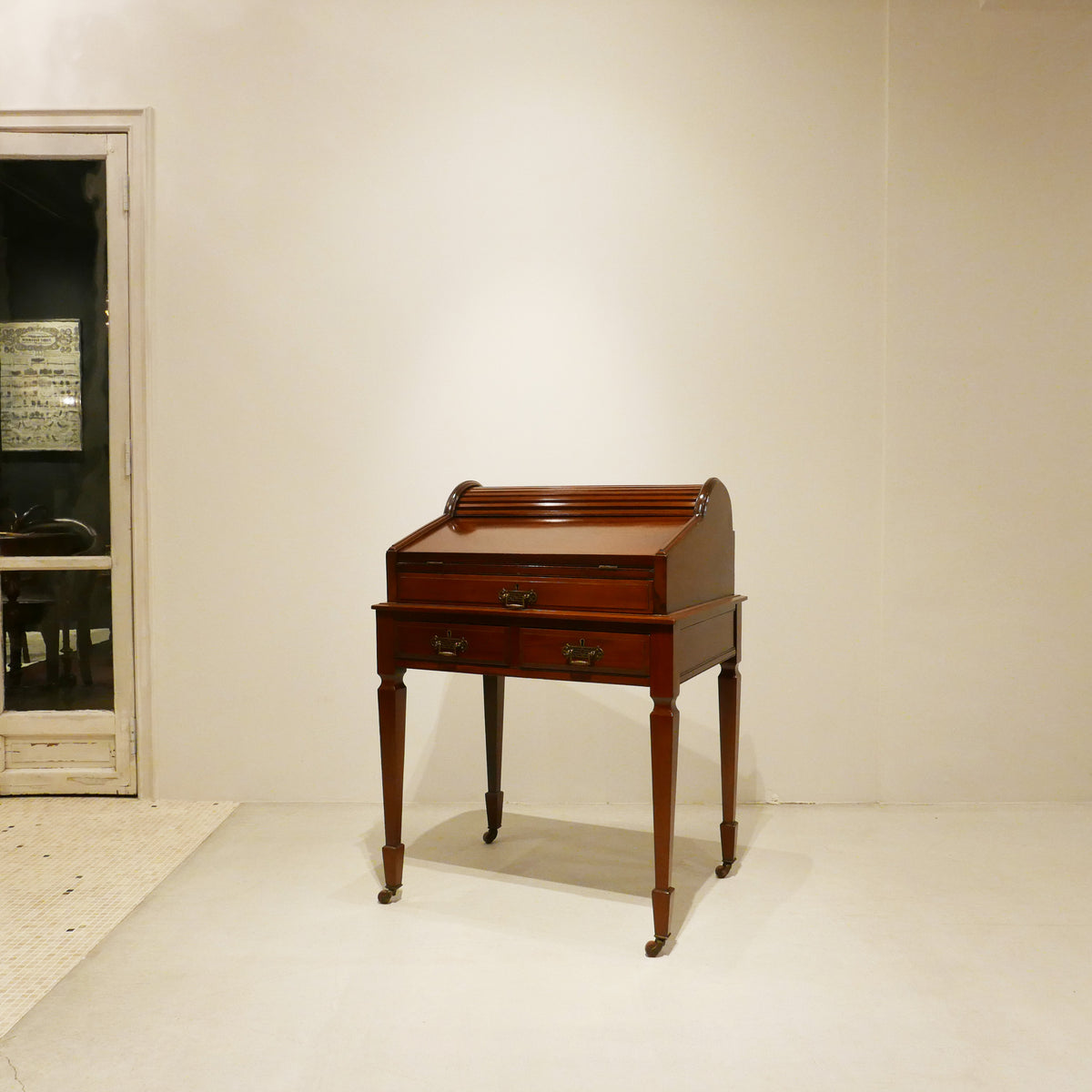 ꧁The Northampton Collection꧂ライティングビューロー ライティングビューロー – Steward antiques